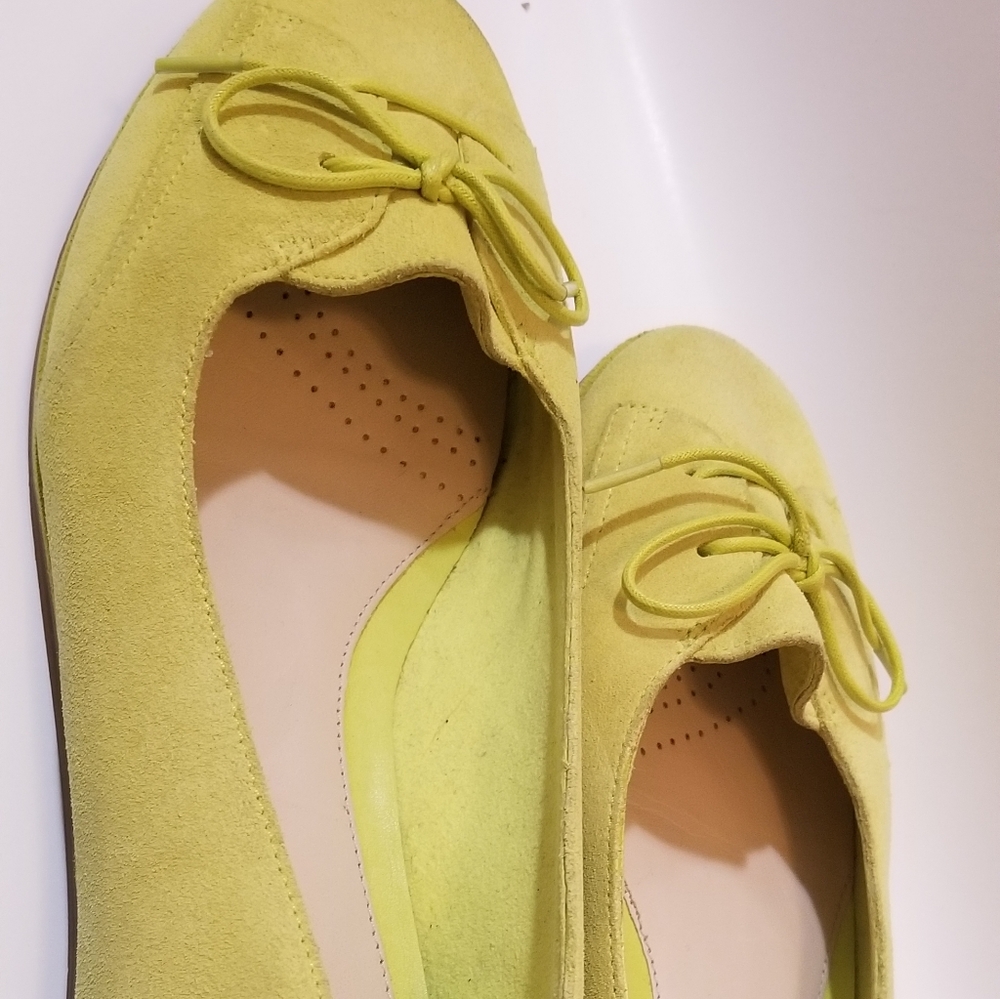 Clarks flats